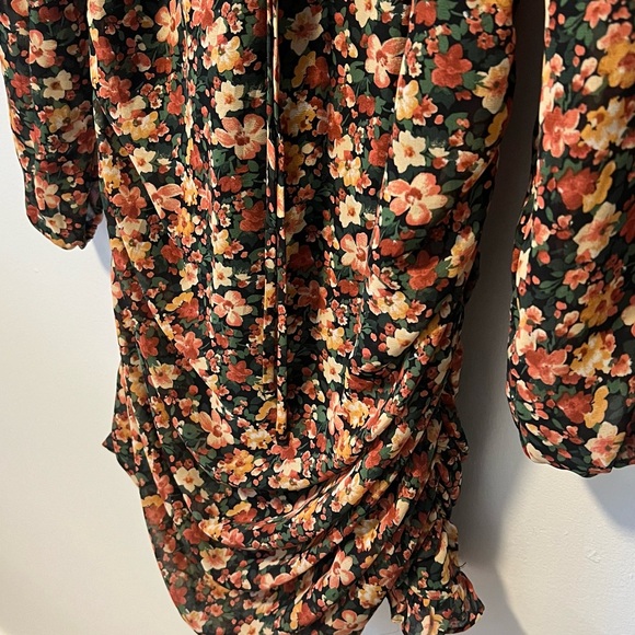 Floret Studios Ruched Floral Mini Dress - Picture 4 of 10